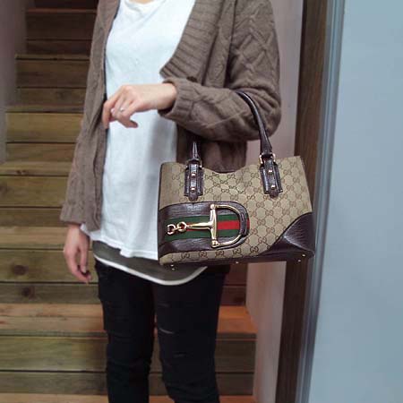 Gucci(����) 137475 GG�ΰ� �ڰ��� ����� [��������] �̹���5 - ���̺��� �߰���ǰ
