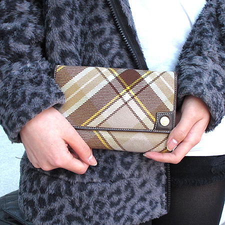 Vivienne_Westwood (���ȿ���Ʈ���) 3�� ������ �̹���6 - ���̺��� �߰���ǰ