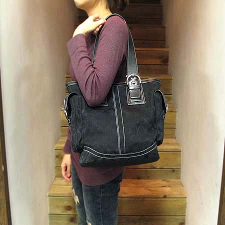 Coach(��ġ) 88 63 01101 �ñ׳��� ���� ��Ƽ ���� ����� [��������] �̹���5 - ���̺��� �߰���ǰ