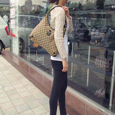 Gucci(����) 130737 GG �ΰ� �ڰ��� ȣ�� ����� [�б�������] �̹���5 - ���̺��� �߰���ǰ
