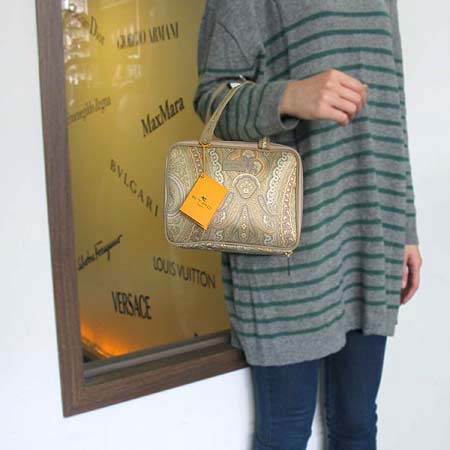 Etro(��Ʈ��) ������ �к긯 �Ŀ�ġ ��Ʈ�� �̹���5 - ���̺��� �߰���ǰ