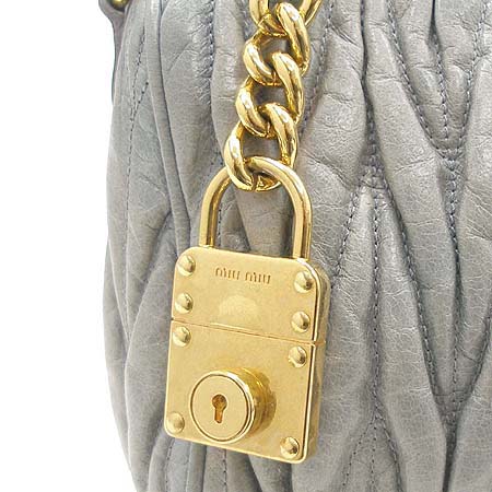 MiuMiu(�̿�̿�) ��Ż �ΰ� �Ÿ� ���� �Ŀ�ġ�� �̹���2 - ���̺��� �߰���ǰ