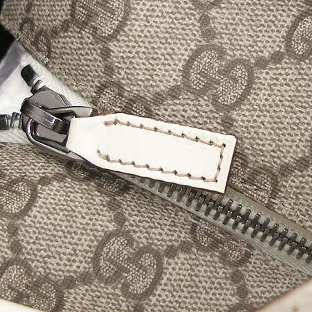 Gucci(����) 211137 GG�ΰ� PVC ���۹� �ٰ� ����� [��������] �̹���4 - ���̺��� �߰���ǰ