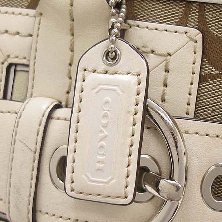 Coach(��ġ) �ñ׳��� �ٰ� ��Ʈ �� ����� �̹���2 - ���̺��� �߰���ǰ