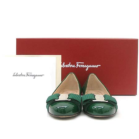 Ferragamo(��󰡸�) VARINA ���� �ٶ� ��� ���̴�Ʈ ������ ���� �̹���2 - ���̺��� �߰���ǰ