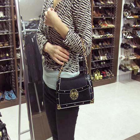 Metrocity(��Ʈ�ν�Ƽ) ���� ���� 2�� ����� �̹���5 - ���̺��� �߰���ǰ