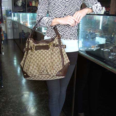 Gucci(����) 203546 �� ��Ű �𰡵� ��Ʈ�� [��������] �̹���5 - ���̺��� �߰���ǰ