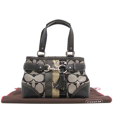Coach(��ġ) �ñ׳�ó �ڰ��� ���̴�Ʈ ũ��Ŀ���� ���� ��Ƽġ ��Ʈ�� �̹���2 - ���̺��� �߰���ǰ