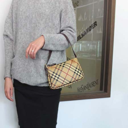 Burberry(������) Ŭ���� üũ ����� [��������] �̹���4 - ���̺��� �߰���ǰ