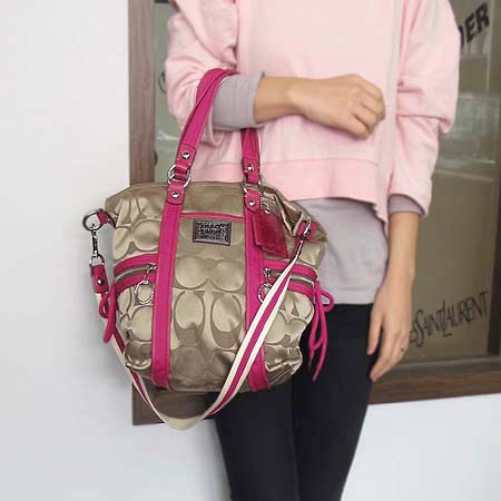 Coach(��ġ) POPDY �ñ׳�ó �ΰ� ��ƾ �к긯 2WAY �̹���4 - ���̺��� �߰���ǰ