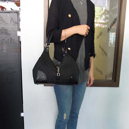 Gucci(����) 124407 GG�ΰ� �к긯 ��Ű ����� �̹���5 - ���̺��� �߰���ǰ
