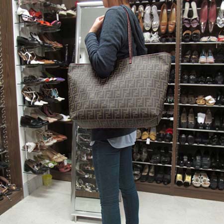 Fendi(���) 8BH199 FF�ΰ� PVC ���� ����� [��������] �̹���5 - ���̺��� �߰���ǰ