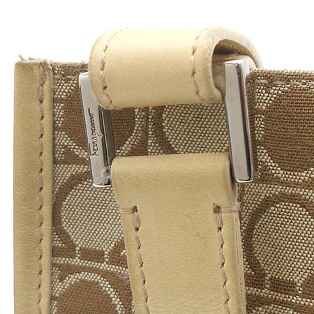 Ferragamo(��󰡸�) 21 7390 ��ġ�� �ΰ� �ڰ��� ũ�ν��� �̹���2 - ���̺��� �߰���ǰ