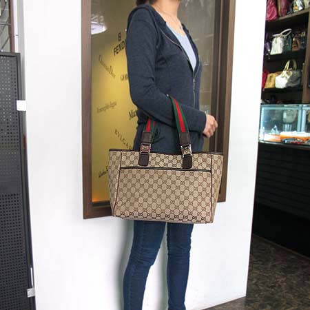 Gucci(����) 145758 GG�ΰ� �ڰ��� 3�� ������ ��Ʈ�� [��������] �̹���5 - ���̺��� �߰���ǰ