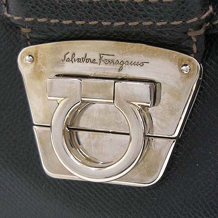 Ferragamo(��󰡸�) 21 7875 ���� ��ġ�� ��� ���� ����� �̹���3 - ���̺��� �߰���ǰ