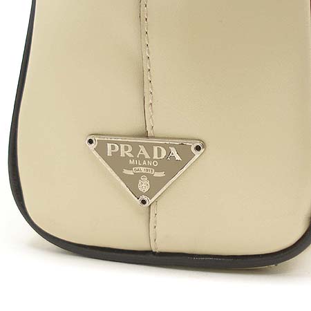 Prada(�����) ȭ��Ʈ ���� ��Ʈ�� �̹���3 - ���̺��� �߰���ǰ
