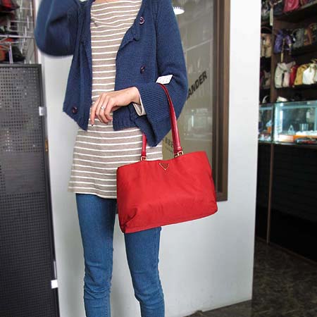 Prada(�����) �к긯 ����� �̹���5 - ���̺��� �߰���ǰ