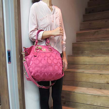 Coach(��ġ) ��Ŀ �� ��Ʈ �ΰ� �ڰ��� ��Ʈ�� + ��� ��Ʈ�� [��������] �̹���4 - ���̺��� �߰���ǰ