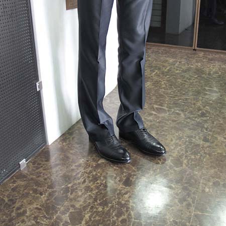 Ferragamo(󰡸) ƮƮ   ̹4 - ̺ ߰ǰ