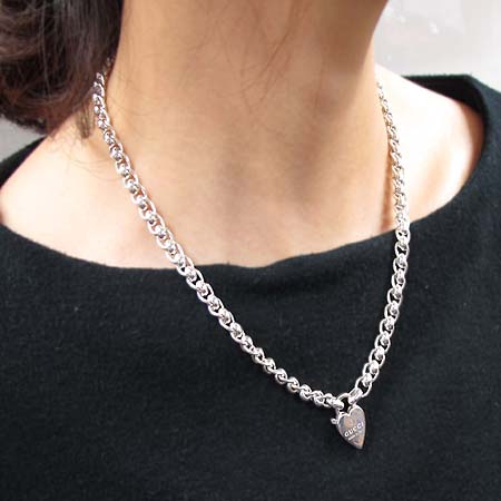 Gucci(����) 925(�ǹ�) ��Ʈ�ΰ� ü�� ����� �̹���5 - ���̺��� �߰���ǰ