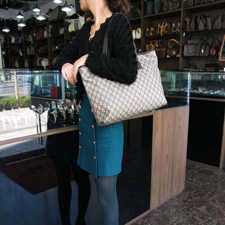 Gucci(����) 211137 GG �ΰ� PVC ���� �ٰ� ����� [�б�������] �̹���5 - ���̺��� �߰���ǰ