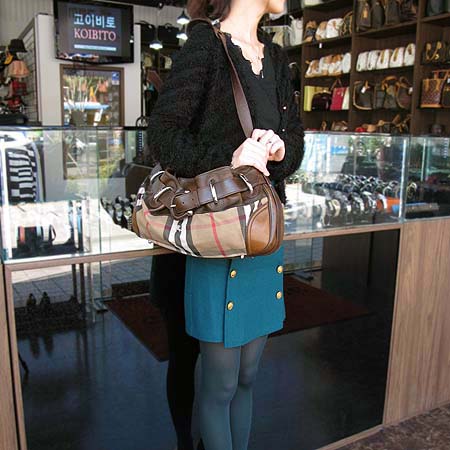 Burberry(������) ���μ� üũ ������ ����� [��������] �̹���5 - ���̺��� �߰���ǰ