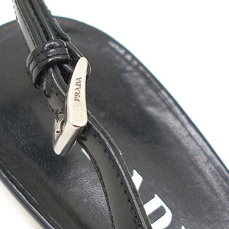 Prada(�����) ������ ���̴�Ʈ ������ ���� �̹���4 - ���̺��� �߰���ǰ