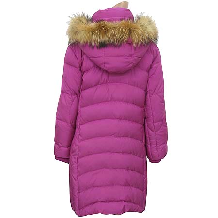 Escada(�������) ������ ����(���:��ũ) �̹���2 - ���̺��� �߰���ǰ