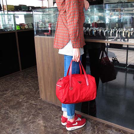 Prada(�����) ���� �к긯 �ﰢ�ΰ� ��Ʈ�� [��������] �̹���5 - ���̺��� �߰���ǰ