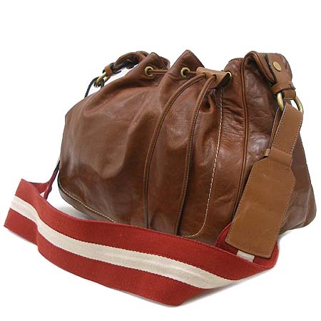 Bally(�߸�) TRAUTE 3�� ���� ũ�ν��� �̹���2 - ���̺��� �߰���ǰ