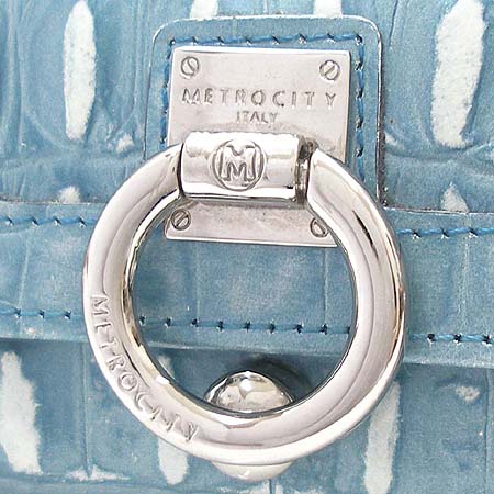 Metrocity(��Ʈ�ν�Ƽ) ũ��ũ���� ���� 4Ȧ�� Ű���̽� �̹���3 - ���̺��� �߰���ǰ