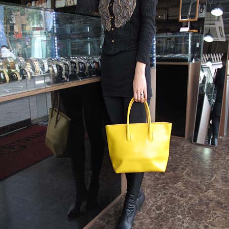 FURLA(�Ƕ�) ���ο� ���� ��Ʈ�� �̹���5 - ���̺��� �߰���ǰ