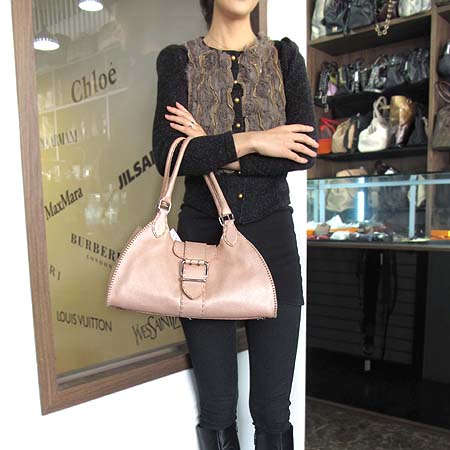 Fendi(���) 8BR457 �������� ��Ʈ�� �̹���5 - ���̺��� �߰���ǰ