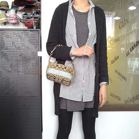 Coach(��ġ) �ñ׳��� �̴� ��Ʈ�� [�б�������] �̹���4 - ���̺��� �߰���ǰ