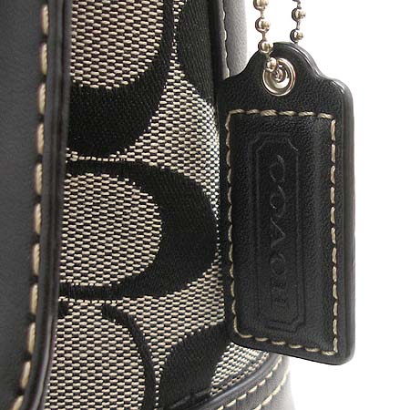 Coach(��ġ) �ñ׳�ó �ڰ��� ũ�ν��� �̹���2 - ���̺��� �߰���ǰ