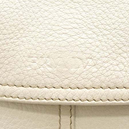 Prada(�����) ȭ��Ʈ ���� ȣ�� ����� �̹���3 - ���̺��� �߰���ǰ