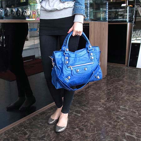 Balenciaga(�߷��þư�) 173084 ��Ƽ ���̾�Ʈ 2-WAY + �����ſ� [�б�������] �̹���4 - ���̺��� �߰���ǰ
