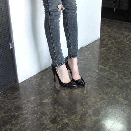 Christian Louboutin (ũ����î �����) ���̴�Ʈ ������ ������ ���� �̹���5 - ���̺��� �߰���ǰ