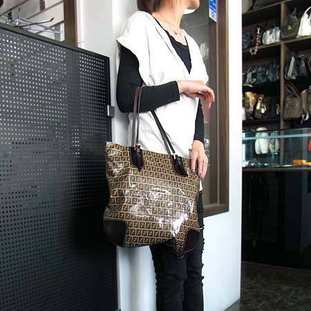 Fendi(���) 16326 FF�ΰ� PVC ����� [�б�������] �̹���5 - ���̺��� �߰���ǰ