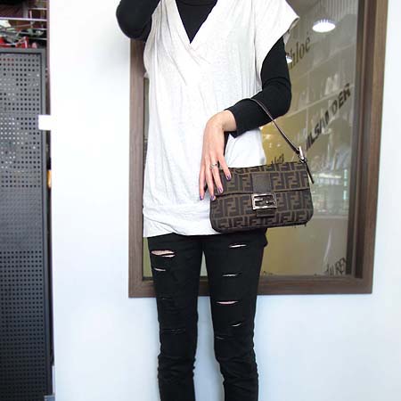 Fendi(���) FF�ΰ� �к긯 ���� ����� [�б�������] �̹���5 - ���̺��� �߰���ǰ