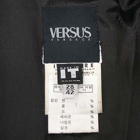 Versace(������ü) ���� �̹���4 - ���̺��� �߰���ǰ