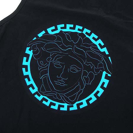 Versace(������ü) ���� �̹���3 - ���̺��� �߰���ǰ