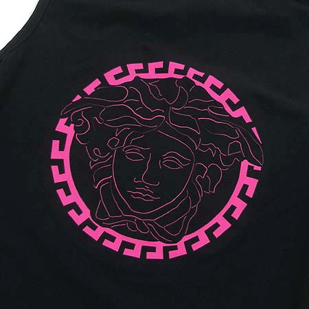 Versace(������ü) ���� �̹���3 - ���̺��� �߰���ǰ