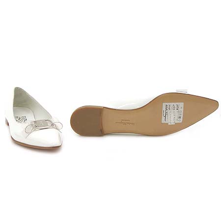 Ferragamo(��󰡸�) ���� ���� ��ġ�� ���̴�Ʈ ������ ��ȭ �̹���4 - ���̺��� �߰���ǰ