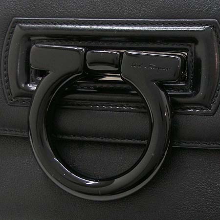 Ferragamo(��󰡸�) 21 4819 ��ġ�� �ΰ� ��Ŭ ����� [��������] �̹���3 - ���̺��� �߰���ǰ