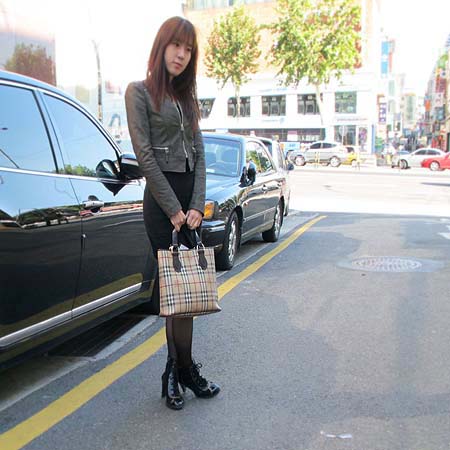 Burberry(������) �� Ŭ���� üũ ��Ʈ�� [��������] �̹���5 - ���̺��� �߰���ǰ