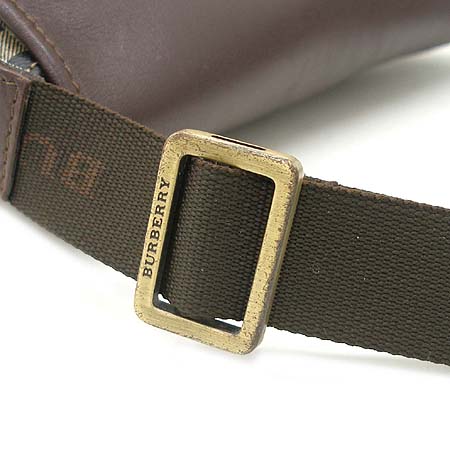 Burberry(������) �� Ŭ���� ũ�ν��� [�б�������] �̹���4 - ���̺��� �߰���ǰ