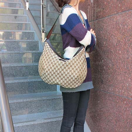 Gucci(����) 189752 �𰡵� ��� ȣ�� ����� ũ�ν��� [��������] �̹���5 - ���̺��� �߰���ǰ