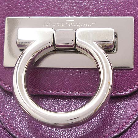 Ferragamo(��󰡸�) 21 5370 ���� ���� ���尣ġ�� ��Ʈ�� [��������] �̹���4 - ���̺��� �߰���ǰ