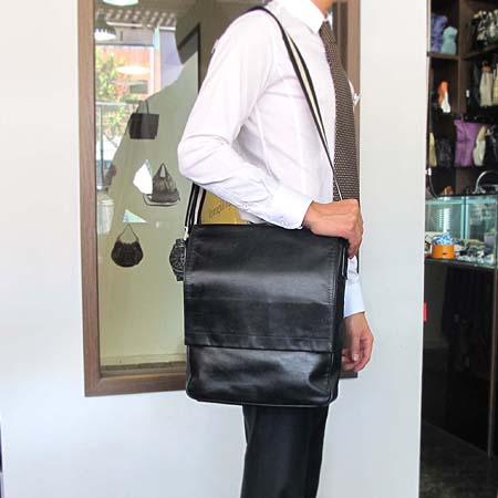 Bally(�߸�) TIRRUS 3�� ���� ũ�ν��� �̹���5 - ���̺��� �߰���ǰ